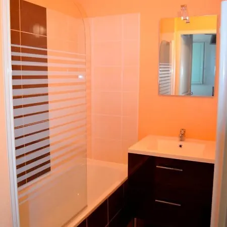 Les Reflets D'ax * آكس ليه تيرْم