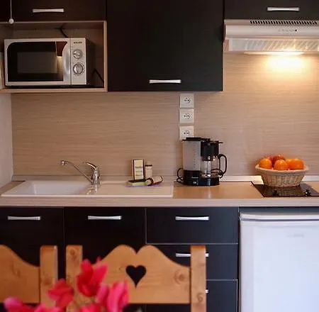 Les Reflets D'ax * آكس ليه تيرْم